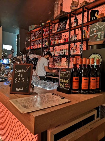 Restaurant Upper Side